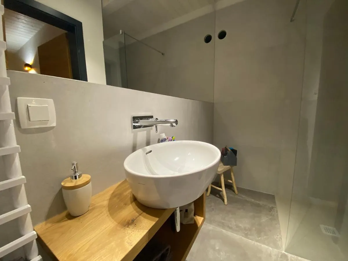 Chalet Cudovita Koca Na Samem, Gorenka Cerklje na Gorenjskem Slovenia